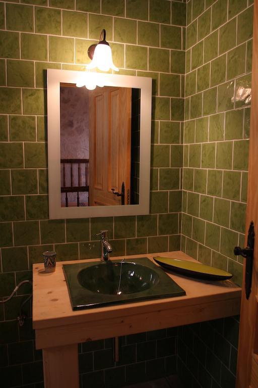 La Pergola Hostel Es Pujols Phòng bức ảnh