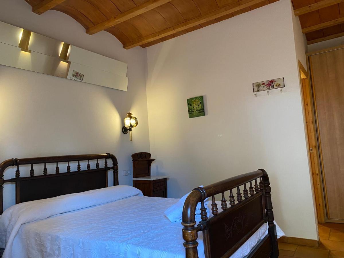 La Pergola Hostel Es Pujols Ngoại thất bức ảnh