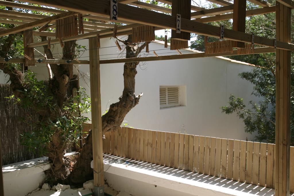La Pergola Hostel Es Pujols Ngoại thất bức ảnh